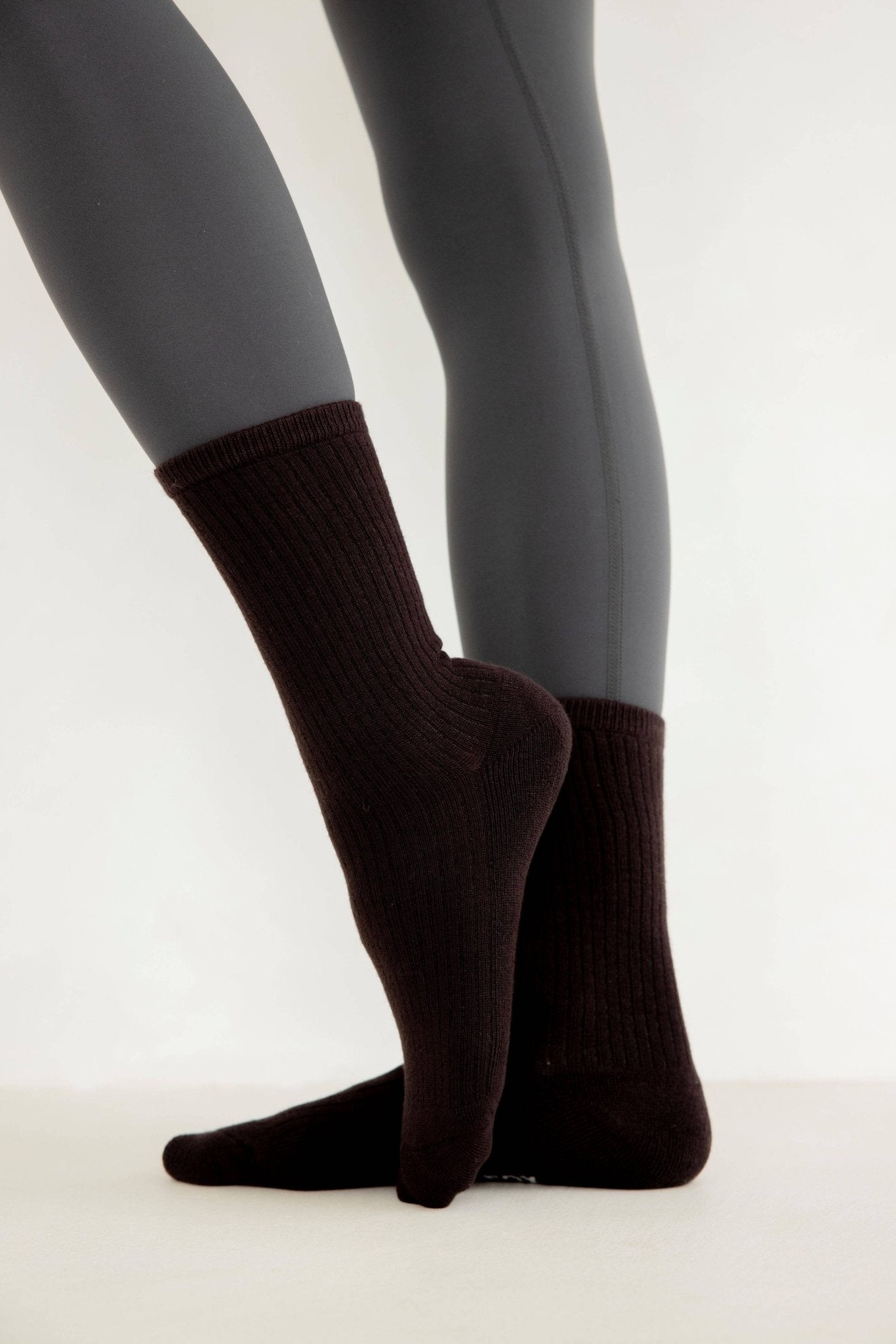 The Everyday Socks - 100% Bamboo - Dark Chocolate